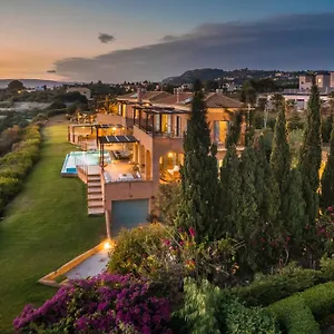 https://absolute-sea-side-villas.kefaloniahotels.net